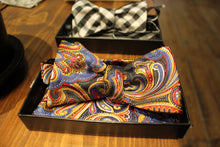 Load image into Gallery viewer, Paisley Self Bow-tie
