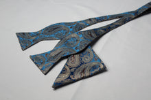 Load image into Gallery viewer, Paisley Self Bow-tie
